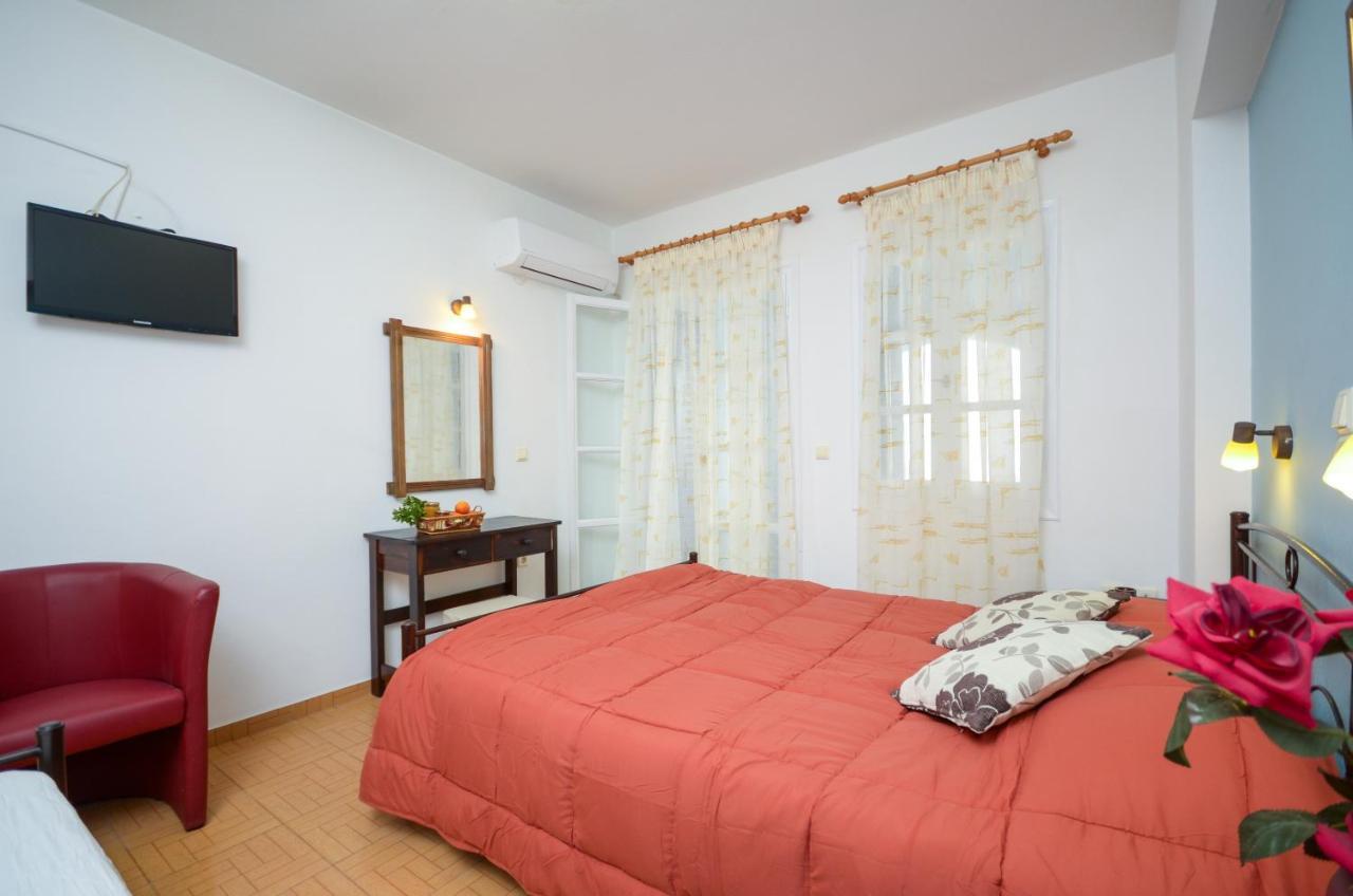 Galazia Studios Naxos City Extérieur photo